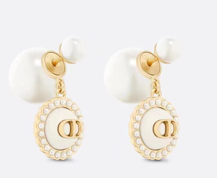 chr1st1an D10r earrings